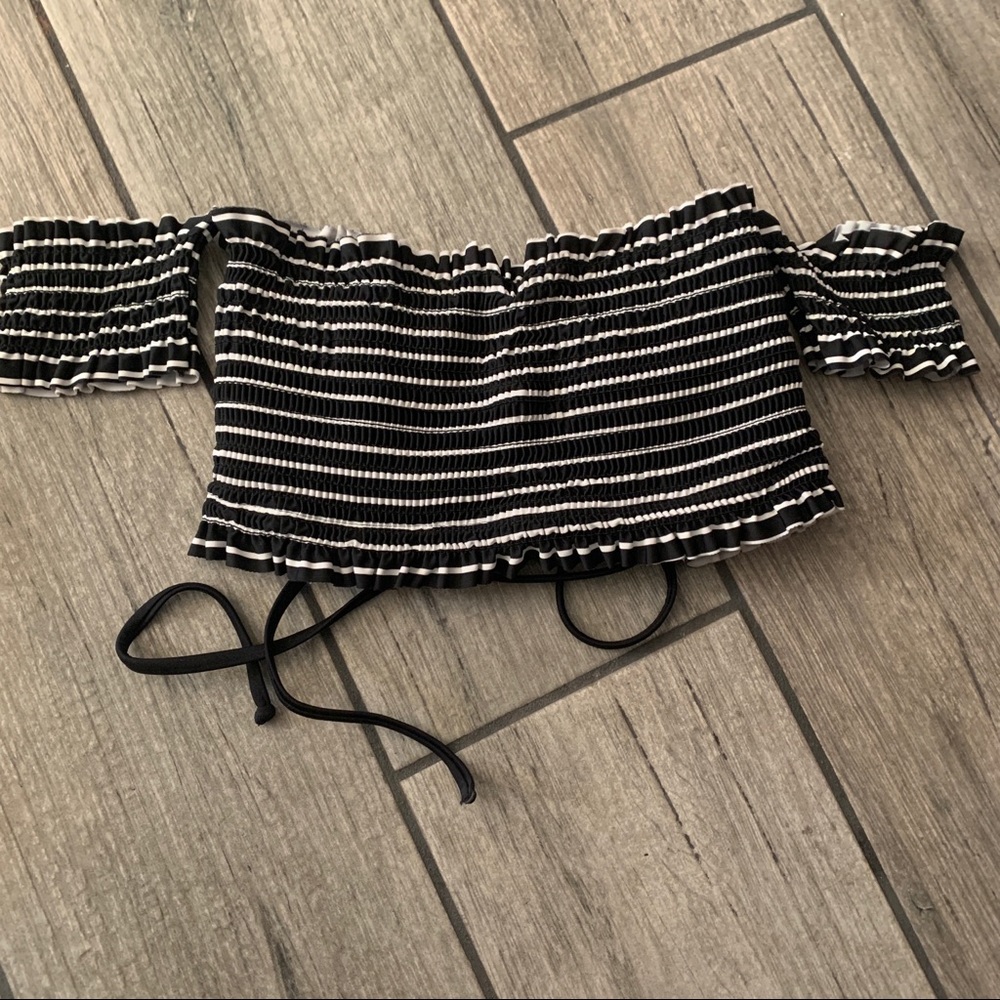 women’s swim suit top